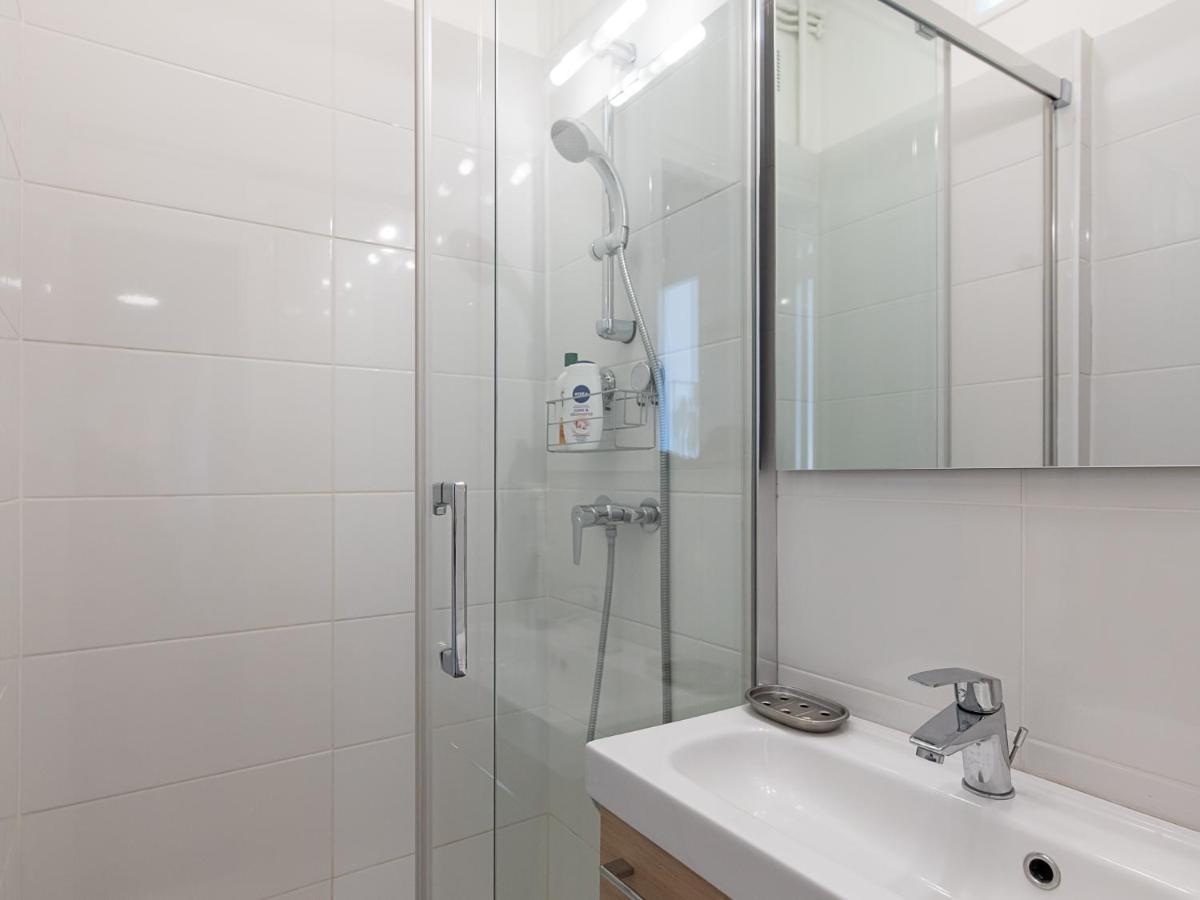 Le Dedieu - Hypercentre Garage Gratuit Wifi Netflix Amazon Prime Villeurbanne Exterior photo